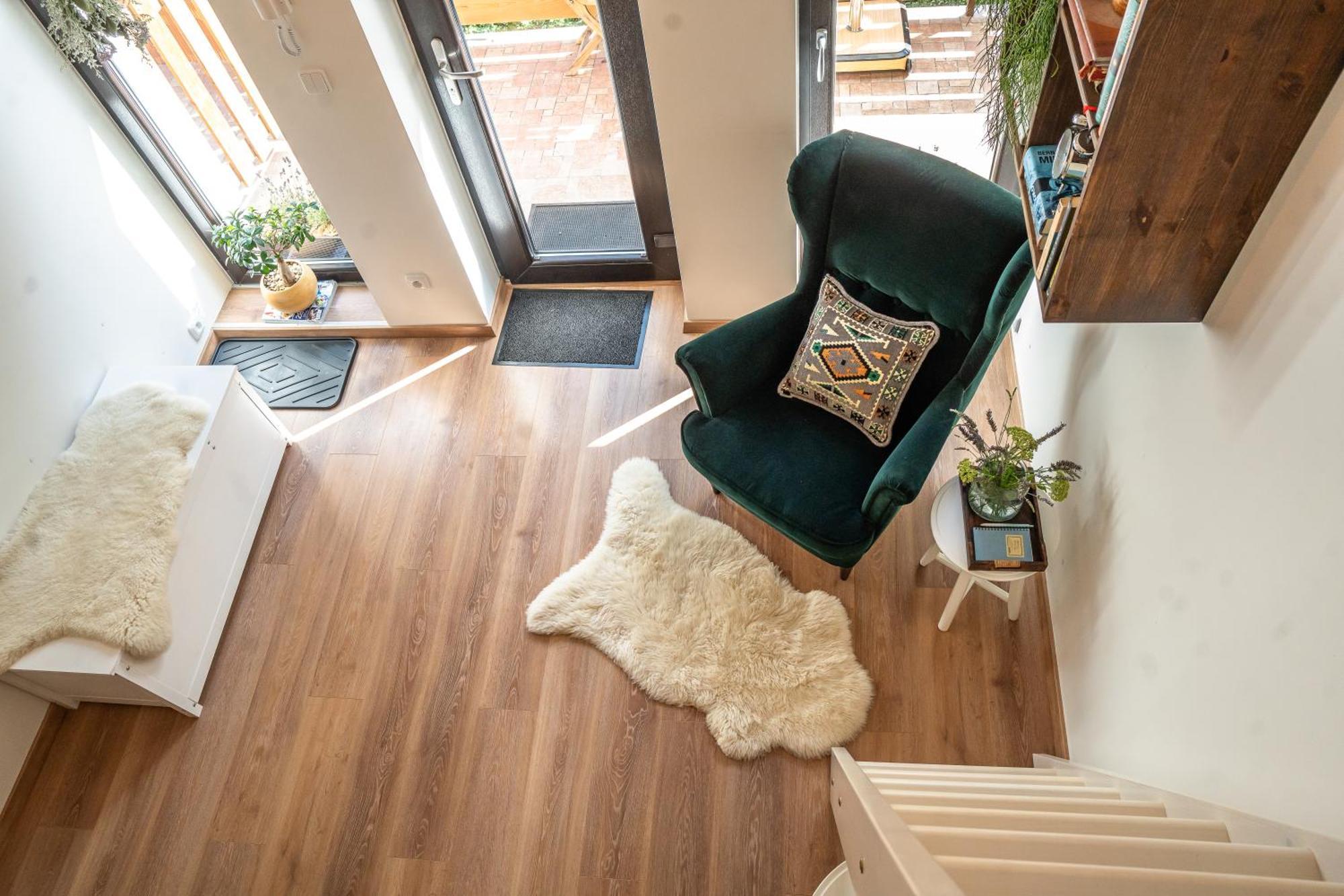Apartman Spaleny Mlyn Lisnice Eksteriør bilde