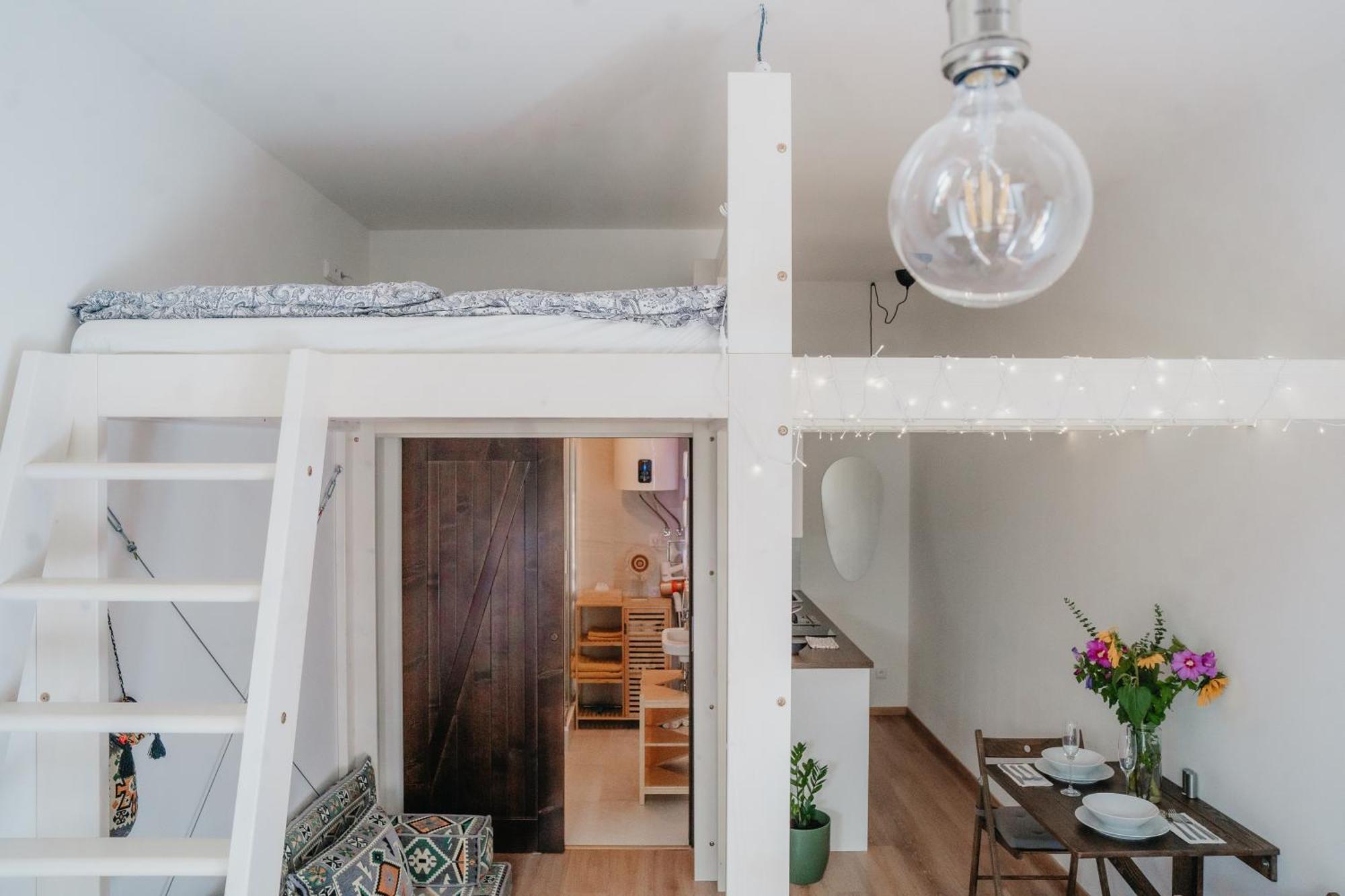 Apartman Spaleny Mlyn Lisnice Eksteriør bilde